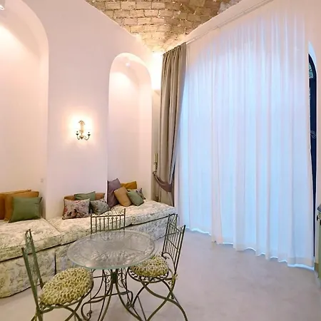 Apartamento Romantic Silent Garden