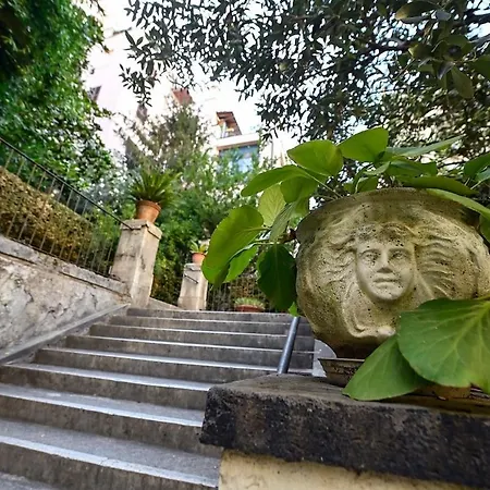 Romantic Silent Garden Apartment