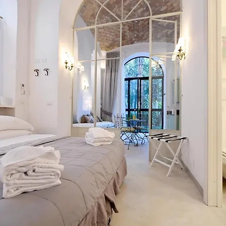 Romantic Silent Garden *